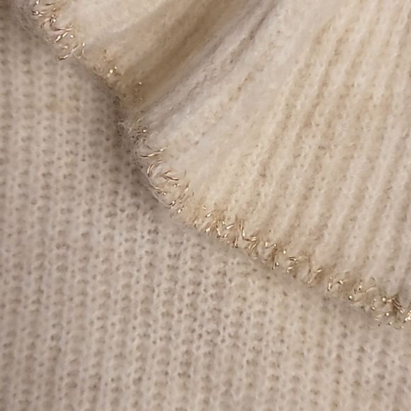NWT H&M Flounce Trimmed Cozy Metallic Sweater Dress 2T Ivory Gold - Picture 5 of 7